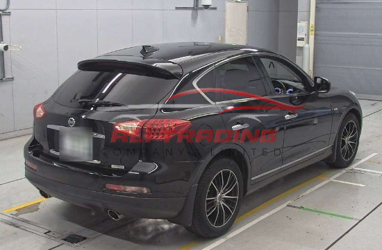 NISSAN SKYLINE CROSSOVER