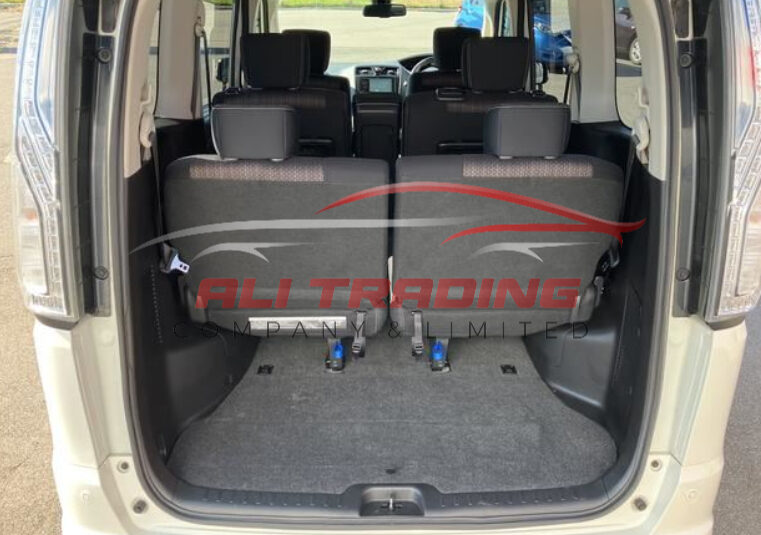 Nissan Serena 2015 Highway Star Hybrid Safety