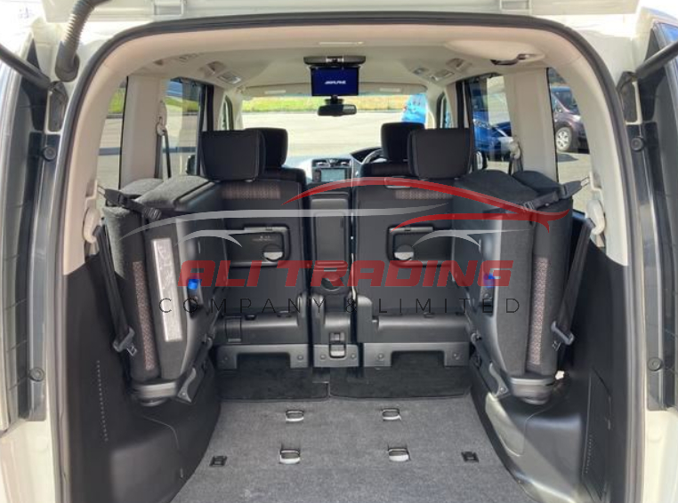 Nissan Serena 2015 Highway Star Hybrid Safety