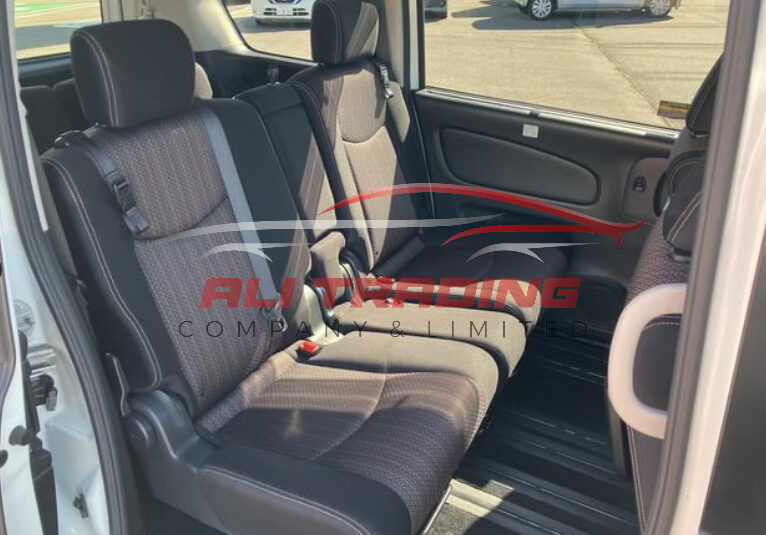 Nissan Serena 2015 Highway Star Hybrid Safety