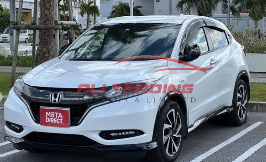 Honda Vezel Hybrid RS