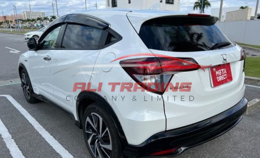 Honda Vezel Hybrid RS