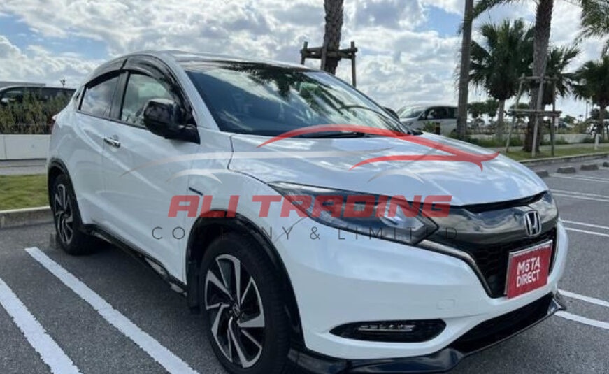 Honda Vezel Hybrid RS