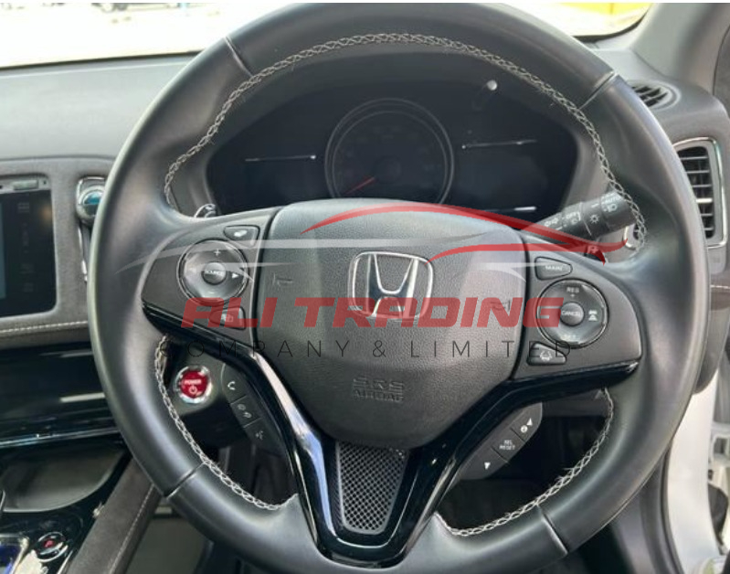 Honda Vezel Hybrid RS