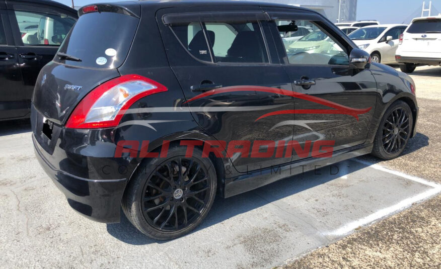 Suzuki Swift RS