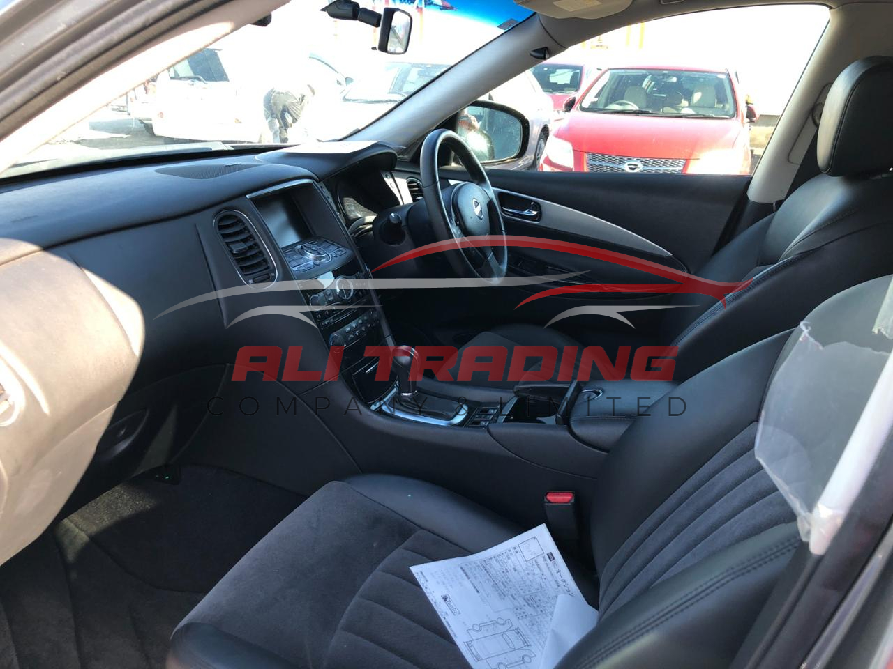 Nissan Skyline Crossover 370GT