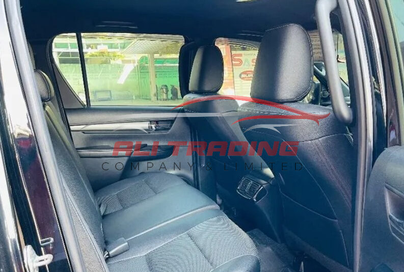 Toyota Hilux Revo 2.8 Double Cab G Rocco