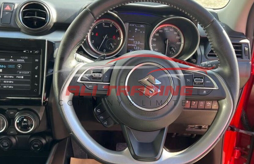 Suzuki Swift Hybrid RS