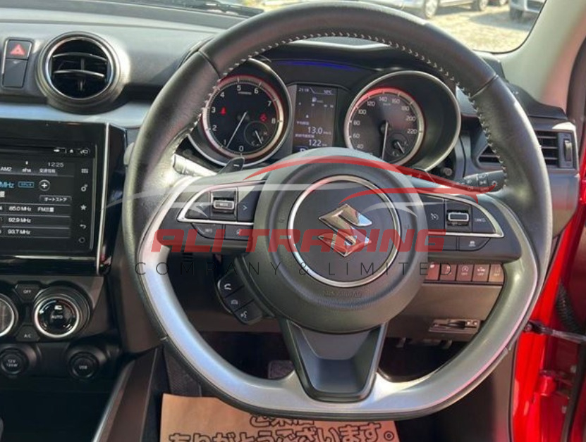 Suzuki Swift Hybrid RS