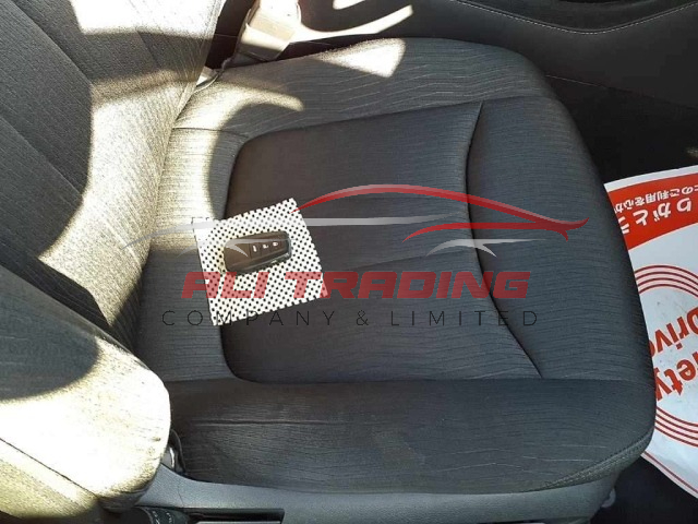 Toyota Crown Athletics RS