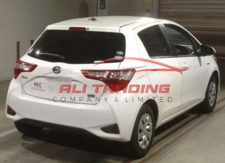 Toyota Vitz Hybrid F