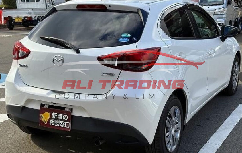 Mazda Demio 13S