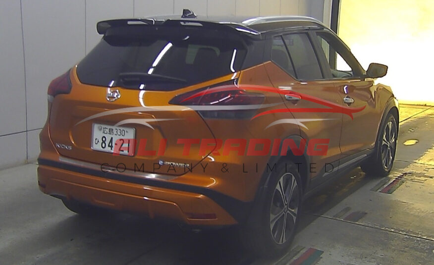 Nissan Kicks E-Power X Two-Tone