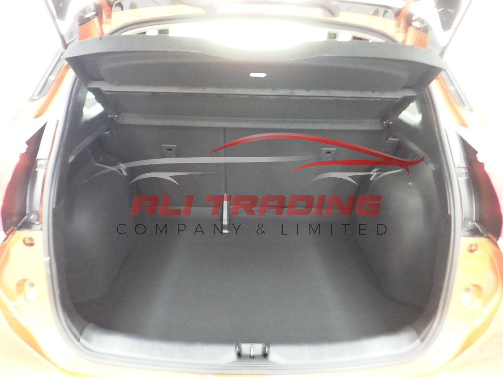 Nissan Kicks E-Power X Two-Tone