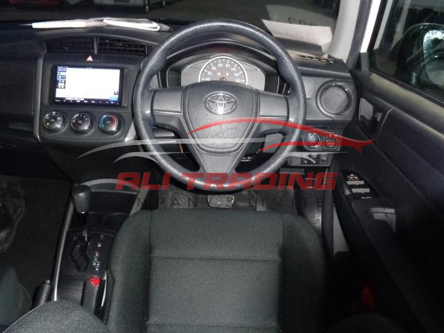 Toyota Corolla Fielder 1.5X
