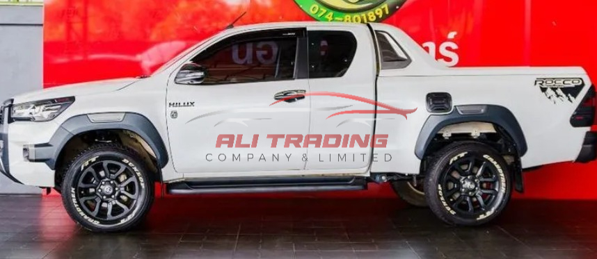 Toyota Hilux Revo 2.8 SmartCab Rocco