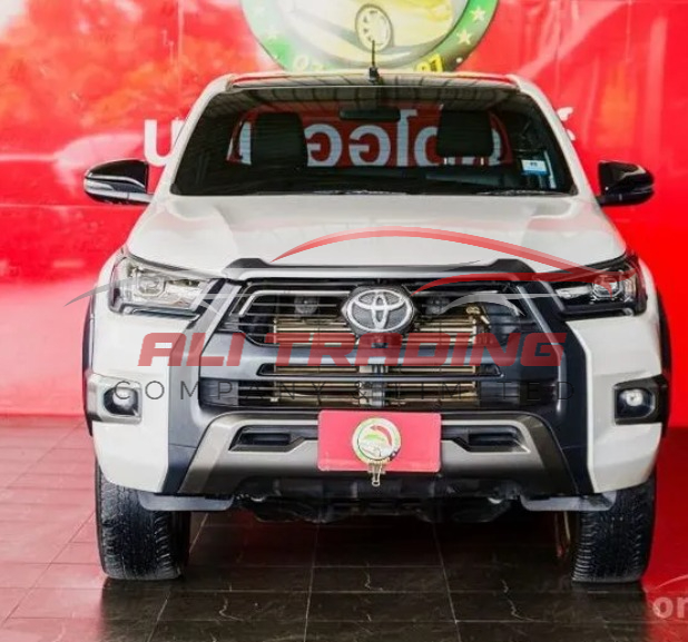 Toyota Hilux Revo 2.8 SmartCab Rocco