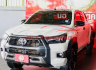 Toyota Hilux Revo 2.8 SmartCab Rocco