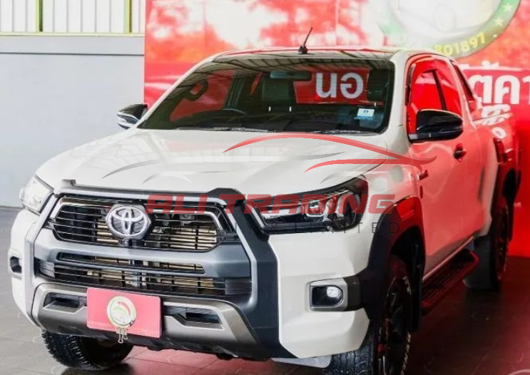 Toyota Hilux Revo 2.8 SmartCab Rocco