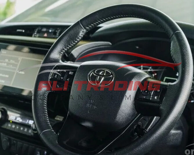 Toyota Hilux Revo 2.8 SmartCab Rocco