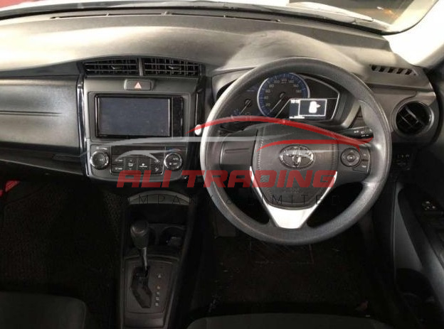 Toyota Corolla Axio EX