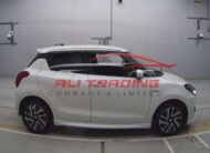 Suzuki Swift Hybrid RS