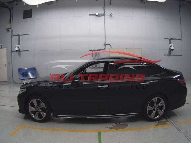 Toyota Crown Athletics RS Advance