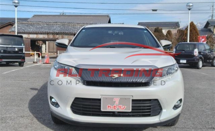 Toyota Harrier 2.5 Hybrid E-Four Elegance