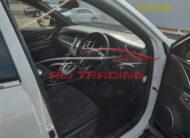 Toyota Harrier 2.5 Hybrid E-Four Elegance