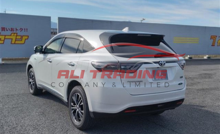 Toyota Harrier 2.5 Hybrid E-Four Elegance