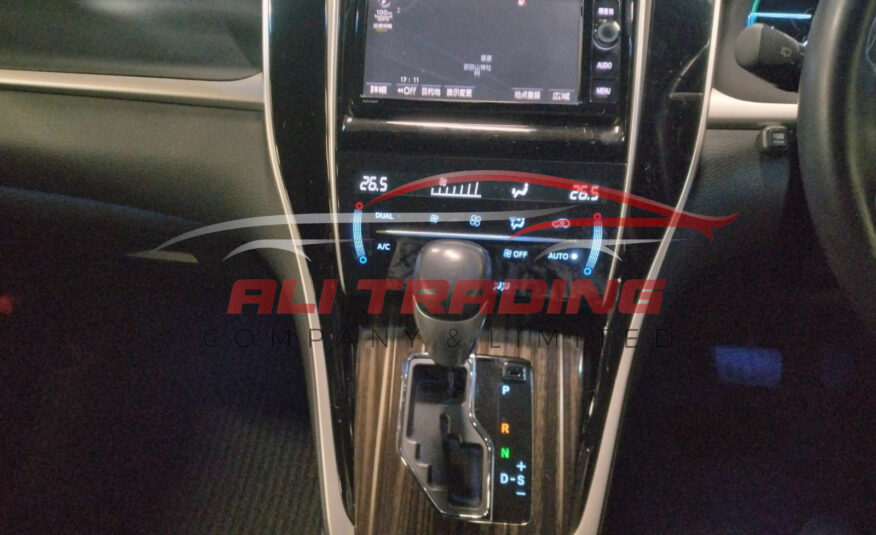 Toyota Harrier 2.5 Hybrid E-Four Elegance