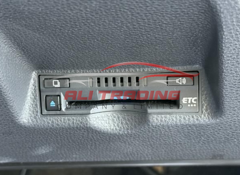 Toyota Yaris Hybrid Z GR Aero