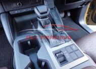 Toyota Land Cruiser VX 1stED Round Headlight Toyota Teammate SR