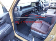 Toyota Land Cruiser VX 1stED Round Headlight Toyota Teammate SR