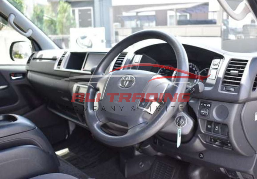 Toyota Hiace Van Grand Cabin Super GL