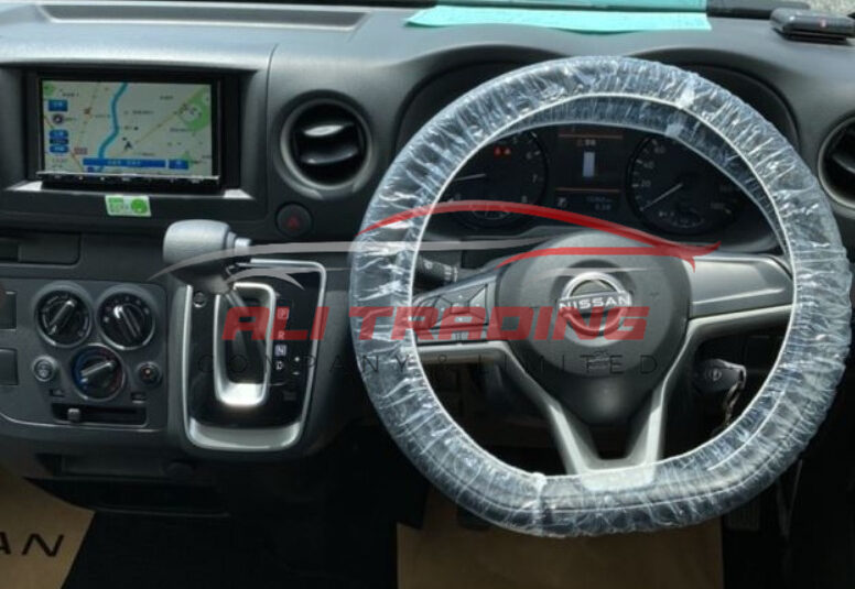 Nissan Caravan EX-Premium 6-Seater Van