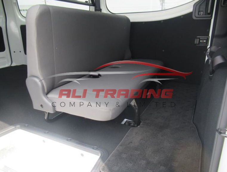 Nissan Caravan EX-Premium 6-Seater Van