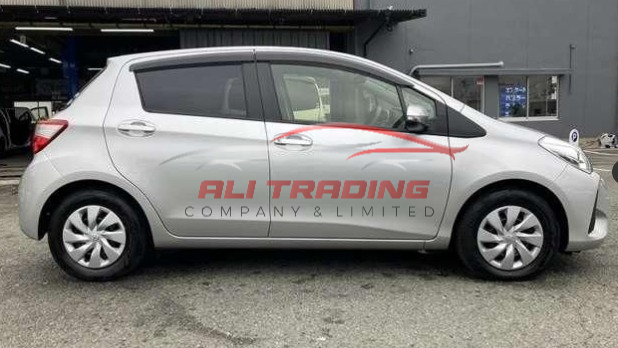 Toyota Vitz 1.3 F Edition