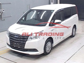Toyota Noah Hybrid X Plus