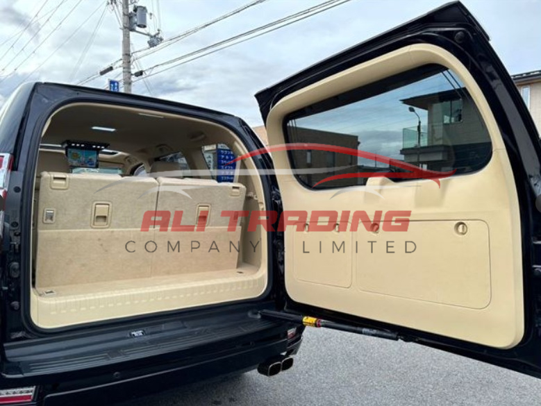 Toyota Land Cruiser Prado TX-Premium 7-Seater