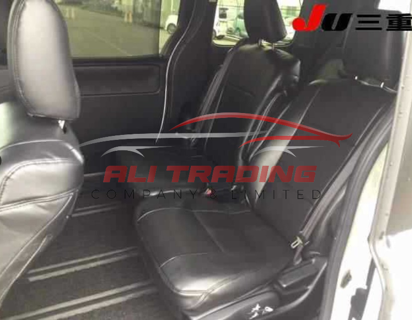 Toyota Voxy – ZS Sparkle