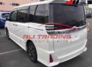 Toyota Voxy – ZS Sparkle