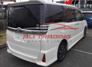 Toyota Voxy – ZS Sparkle