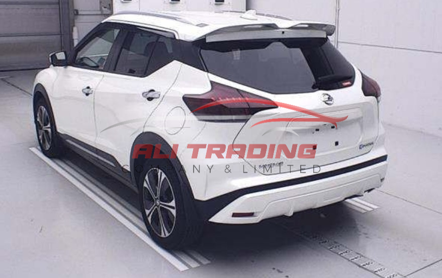 Nissan Kicks X Two-Tone Interior Edition