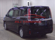 Toyota Noah X Edition