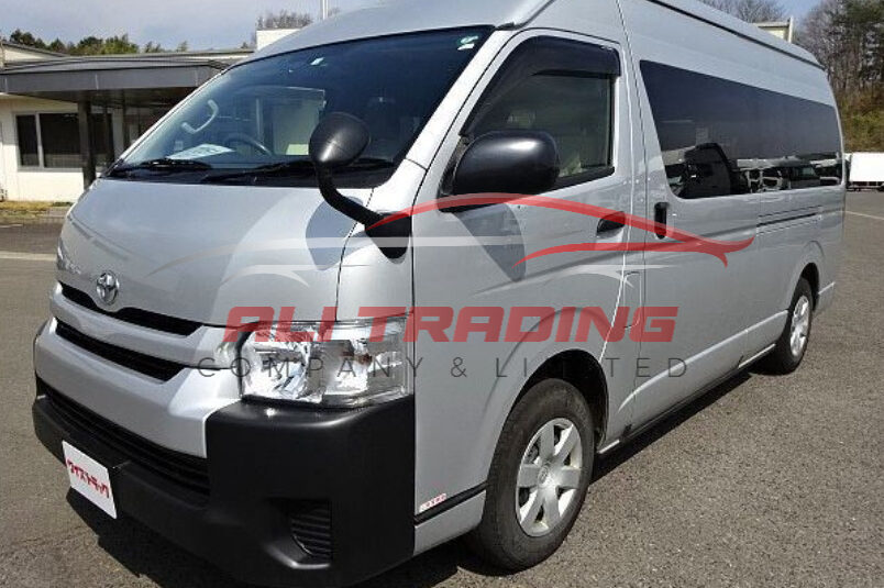 Toyota Hiace Commuter – 4WD
