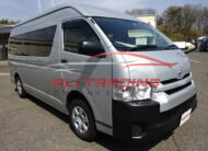 Toyota Hiace Commuter – 4WD