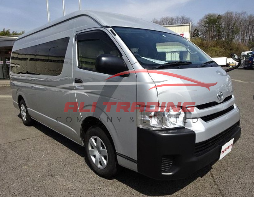 Toyota Hiace Commuter – 4WD