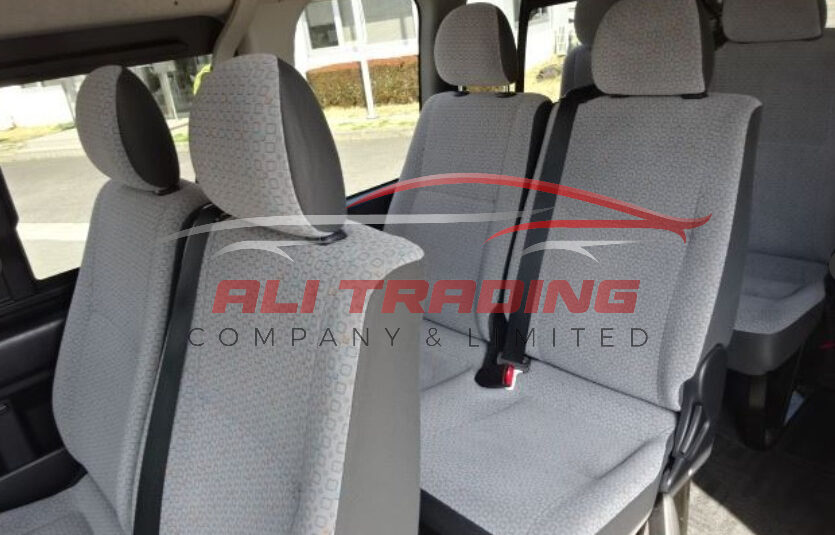 Toyota Hiace Commuter – 4WD