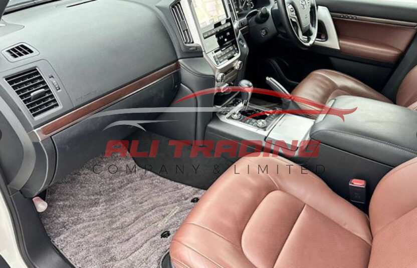 Toyota Land Cruiser – ZX 4WD Modelista